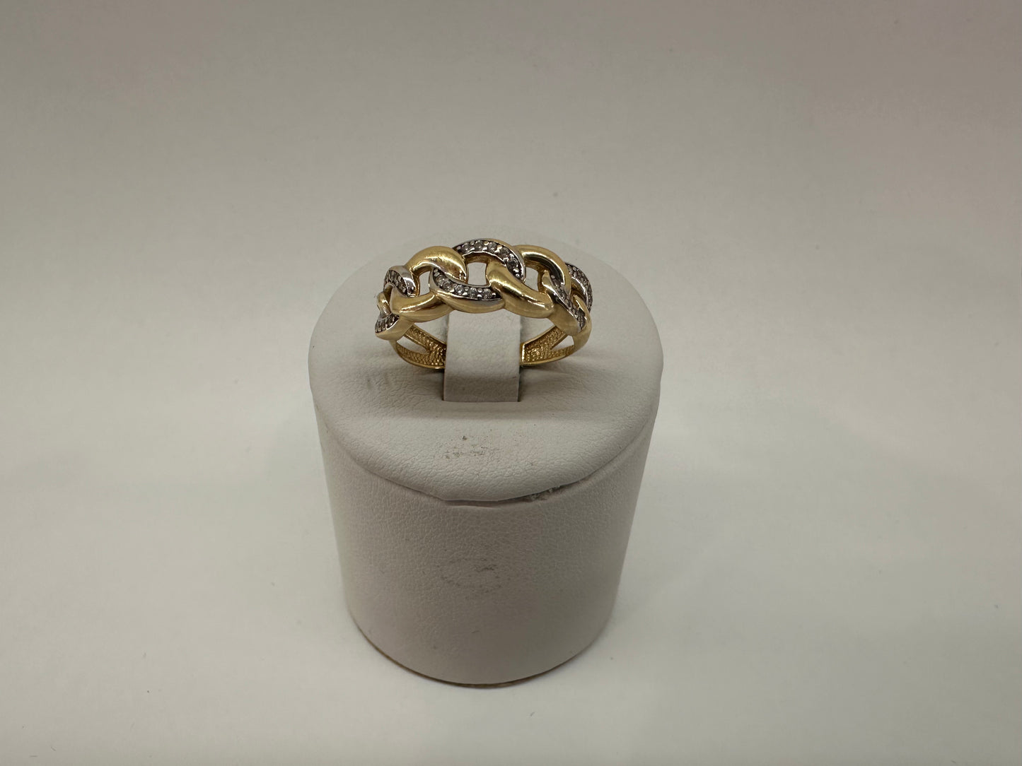 14K GOLD RING 2.37g