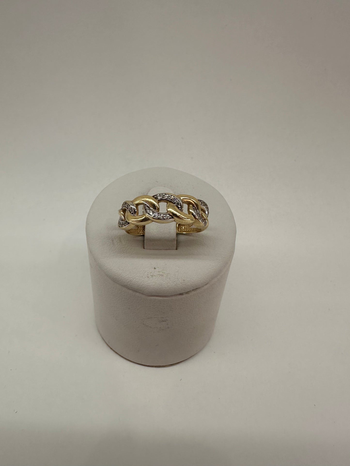 14K GOLD RING 2.37g