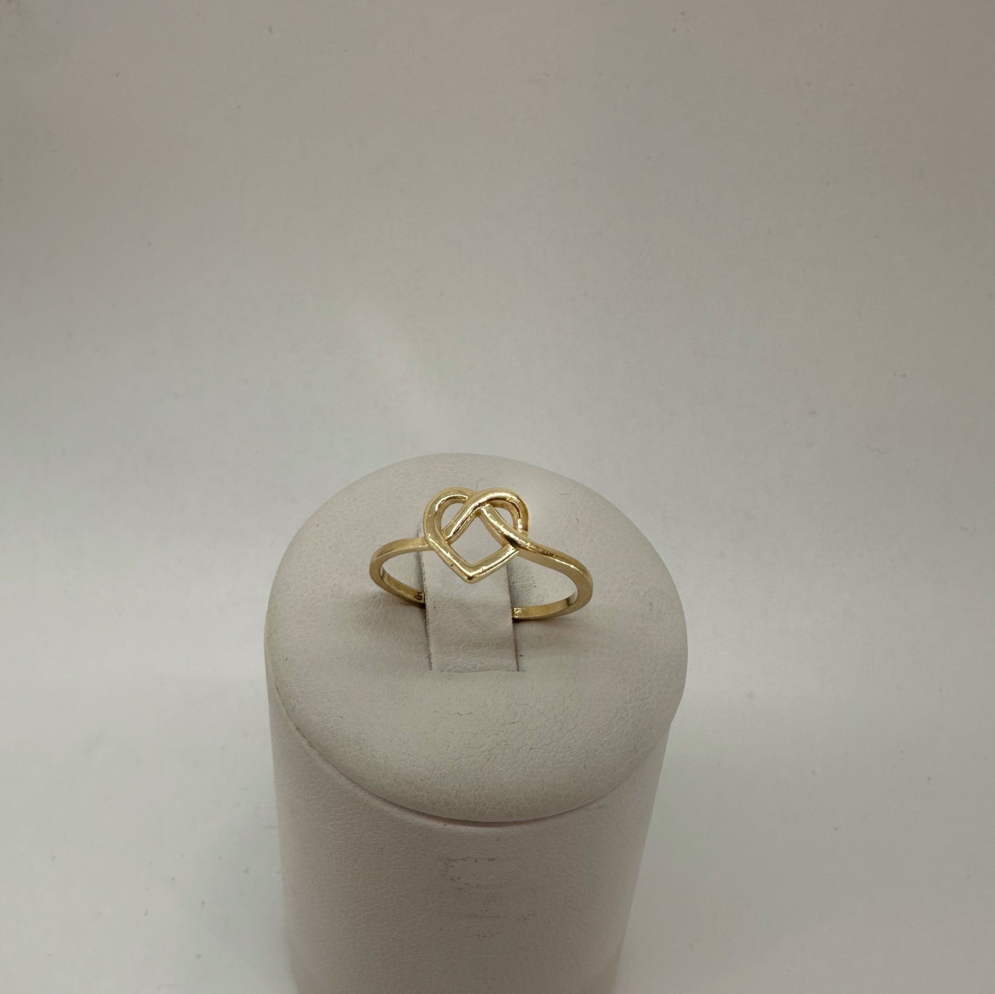 14K GOLD RING 1.46g